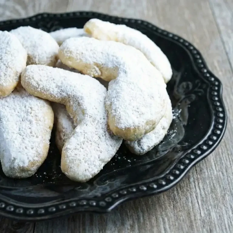 Nut Crescents