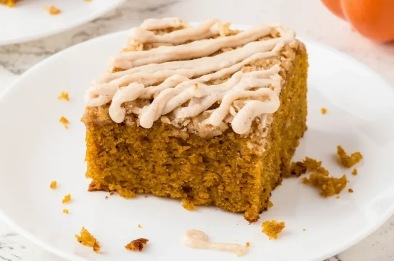 Cinnamon Streusel Pumpkin Cake